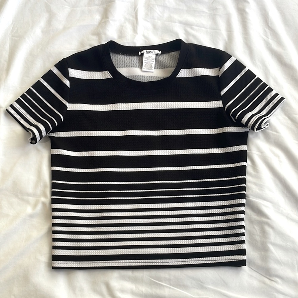 Bar III boxy black & whits striped shirt